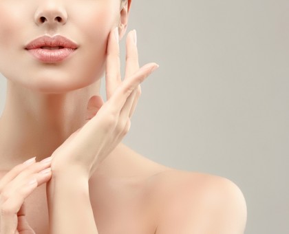 Les gestes à adopter pour éviter la peau sèche