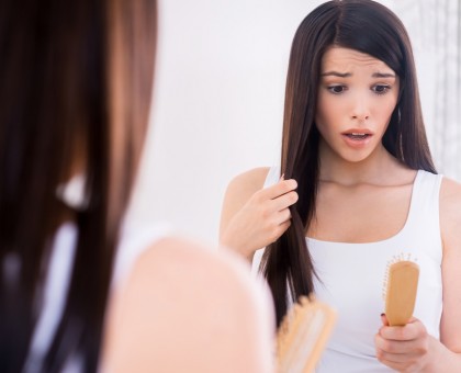 Les bons réflexes pour réduire la perte de cheveux pendant l’automne