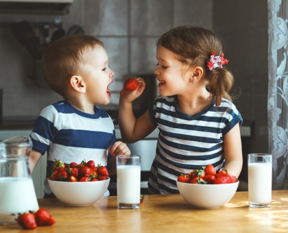 Consommer des fruits le soir : halte aux clichés !