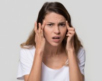 Rajeunir - Rides du lion, pattes d'oie... À quoi s'en tenir ?