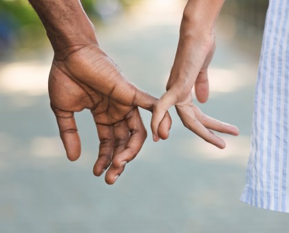 Fermeture de Vivastreet  : comment rencontrer des personnes proches de chez vous ?