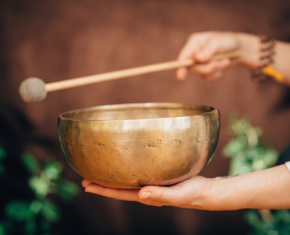 Comment méditer avec le bol tibétain ?