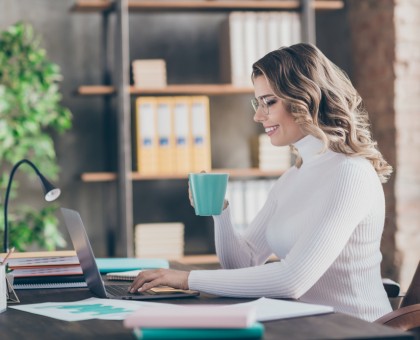 Écrans, lumière bleue : nos conseils pour atténuer la fatigue oculaire