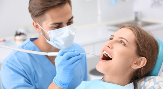 Soins dentaires : comment se faire soigner à tarifs modérés ?