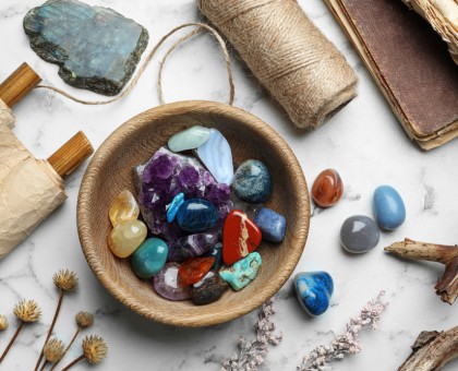 Le pouvoir des pierres : qu’est-ce que la lithothérapie et comment l’utiliser ?