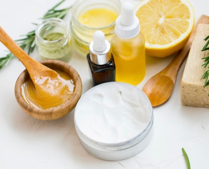 Comment se débarrasser des points noirs de façon naturelle ?