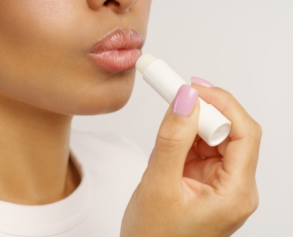 Automne : comment prendre soin de ses lèvres ?