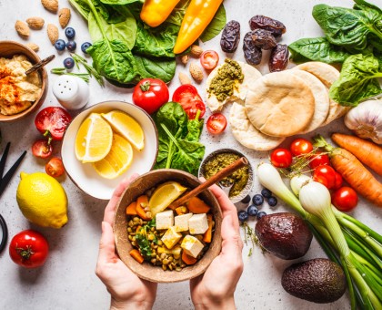 Comment devenir végétarien facilement : guide pratique pour un passage en douceur