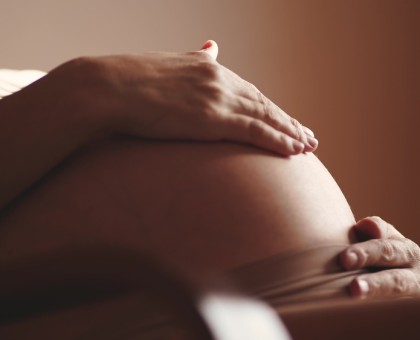 Grossesse : les dépistages à faire régulièrement (cmv, toxo)