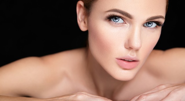 Astuce de maquillage : Comment obtenir un teint lumineux en hiver ?