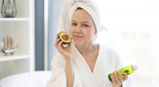 Les bienfaits de l'hydratation : une peau saine en quelques étapes