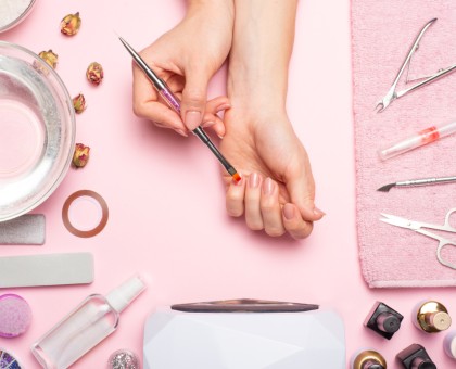 Astuces pour une manucure parfaite et durable à la maison