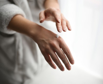 Peau nubienne : les 4 étapes pour la meilleure routine de soins