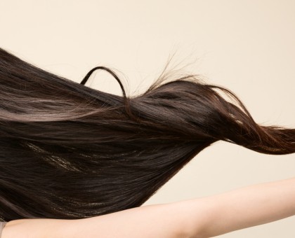 Gloss cheveux : la nouvelle tendance capillaire pour une brillance ultime ?