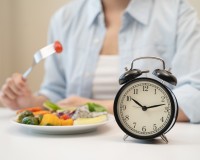 Jeûne intermittent : mode ou méthode durable pour mieux vivre ?