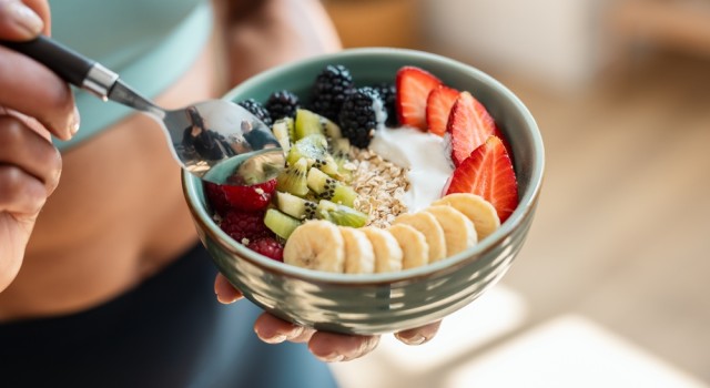 Énergie en berne ? Les aliments boosters à privilégier dès le matin