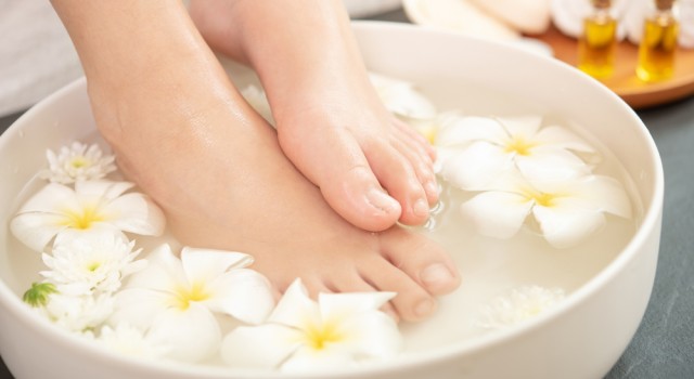 Pieds en bonne santé : votre routine beauté ne s'arrête pas à l'été