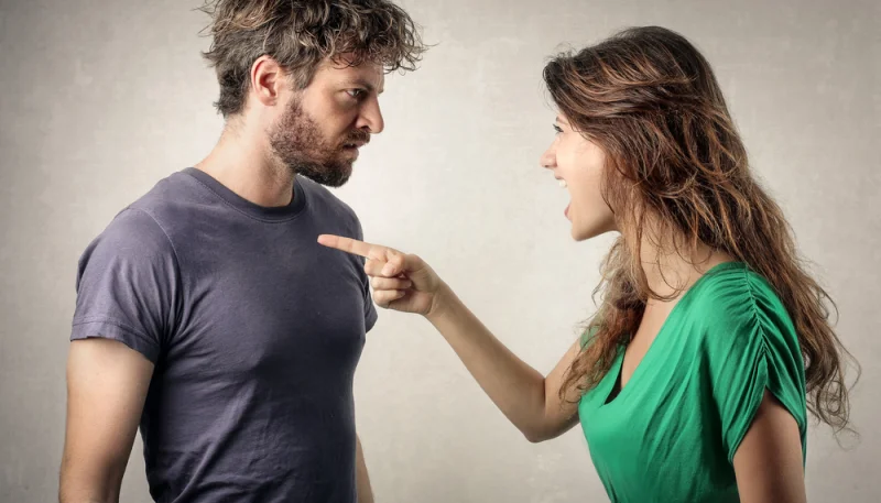 Communication dans le couple : clés pour éviter les conflits