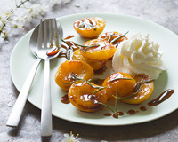 Abricots rotis et chantilly au reblochon