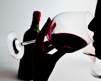 Le vin rouge possède une molécule qui préserverait le coeur