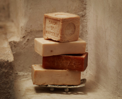 Pour laver son linge, on opte pour le savon de Marseille !