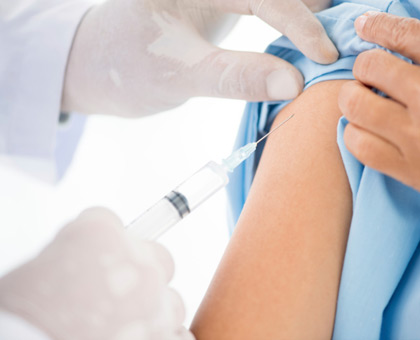 Cancer du col de l’utérus : une seule dose de vaccin serait suffisante