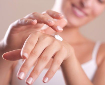 Découvrez les nouvelles crèmes mains et ongles Roger&Gallet