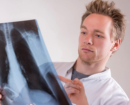 Un simple test d'haleine pour détecter le cancer du poumon