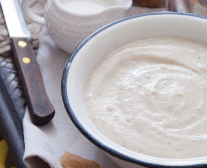 Velouté à l’ail au lait de riz