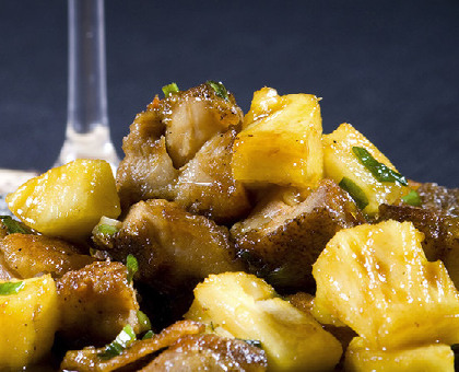 Porc sauté à l’ananas