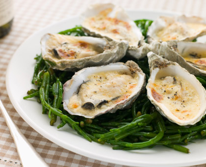Huîtres gratinées à la noisette