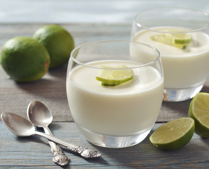 Panna cotta au lait de coco et citron vert