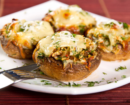 Champignons farcis à la brousse au barbecue