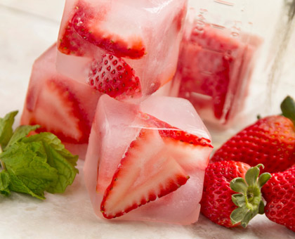 Recette facile : glaçons aux fruits colorés