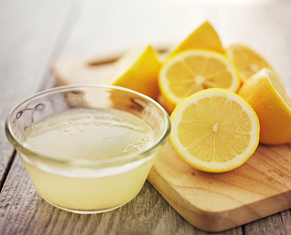 9 astuces naturelles pour se remettre d'une soirée !