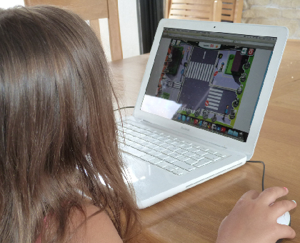 On a testé un jeu éducatif pour sensibiliser les enfants aux dangers de la route