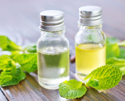 Des huiles essentielles pour prendre soin de nos dents