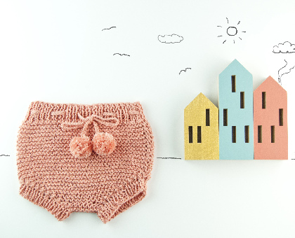 Trop facile de tricoter pour bébé avec les kits We are Knitters !