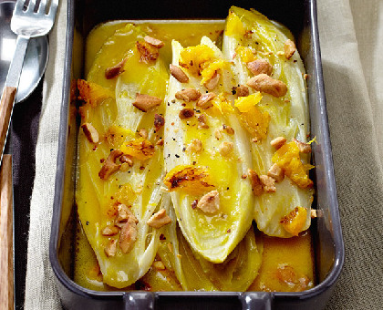 Endives à l\'orange et crumble aux noix de cajou
