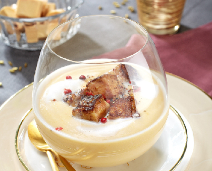 Velouté de cocos blanc et de foie gras poêlé