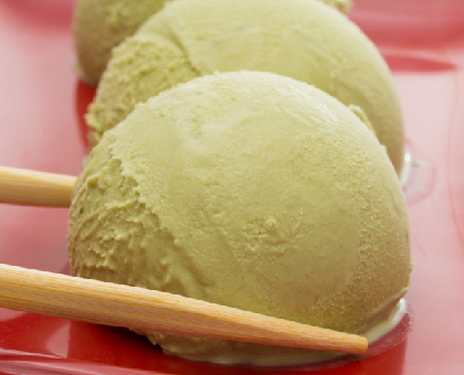 Glace au thé vert matcha