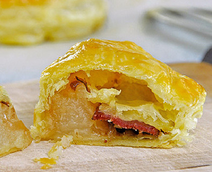 Chaussons de pomme au canard fumé