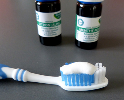 Comment fabriquer un dentifrice blanchissant 100 % naturel ?