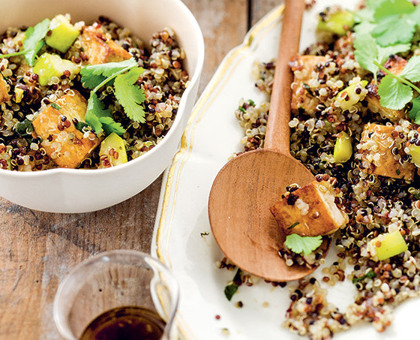 Salade de quinoa au tofu et à la courgette