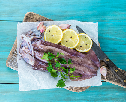 Manger léger avec le calamar