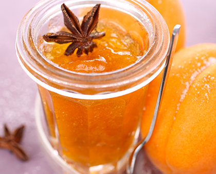 Confiture d’abricots a l’anis