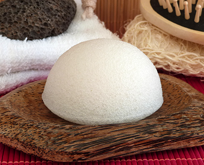 L’éponge de konjac, un exfoliant naturel et durable
