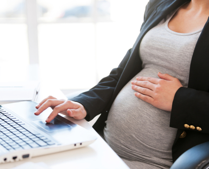 Travailler en étant enceinte est un moment difficile pour 4 femmes sur 10