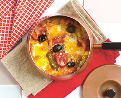 Cocotte d’oeufs à la tomate