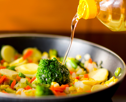 8 idées reçues sur la consommation d'huiles végétales